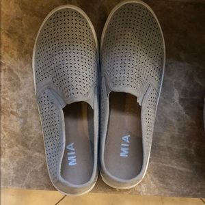 Grey Mia slip ons